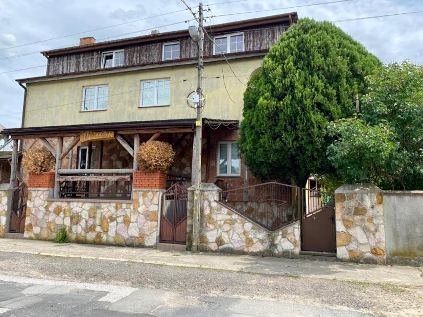 Hostel "U Jedrusia" Zarebow Exteriér fotografie